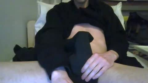 00europeboy00 online show from February 16, 3:46 am