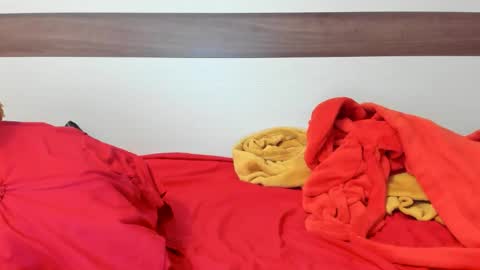 00ingrid00 online show from December 15, 8:13 pm