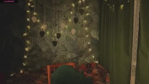 Snapshot of 0ophelia chatting on February 18, 9:11 pm 0ophelia online show from February 18, 9:11 pm