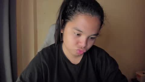 Snapshot of 0wwlo0k chatting on March 7, 4:42 am 0wwlo0k online show from March 7, 4:42 am