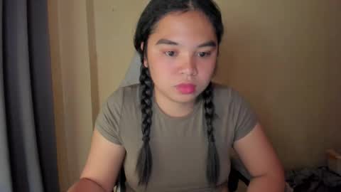 Snapshot of 0wwlo0k chatting on March 14, 6:41 am 0wwlo0k online show from March 14, 6:41 am