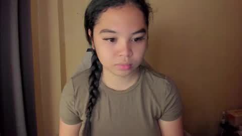 Snapshot of 0wwlo0k chatting on March 23, 4:49 am 0wwlo0k online show from March 23, 4:49 am