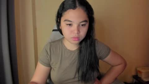 Snapshot of 0wwlo0k chatting on March 28, 8:03 am 0wwlo0k online show from March 28, 8:03 am