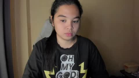 Snapshot of 0wwlo0k chatting on April 6, 11:11 am 0wwlo0k online show from April 6, 11:11 am