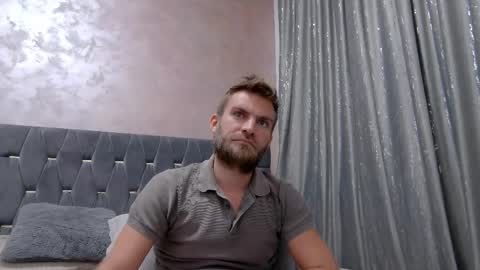 10in_deluxe online show from December 1, 3:50 pm