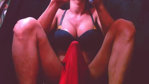 Snapshot of 11inchmistressxxlyka chatting on February 11, 5:40 pm CALL ME BABY online show from February 11, 5:40 pm