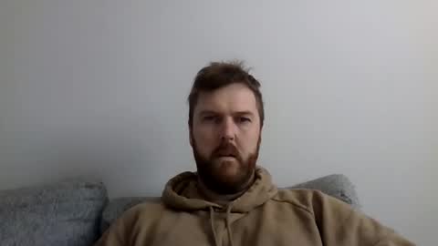 123holt123 online show from March 8, 4:11 pm