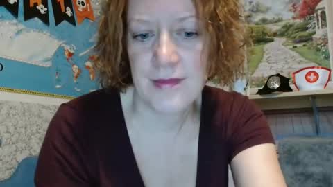 12ennie online show from November 8, 6:13 am