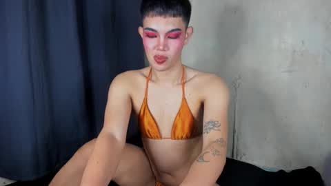 Snapshot of 12inchhugeselfsucker chatting on March 9, 3:38 pm Leren online show from March 9, 3:38 pm