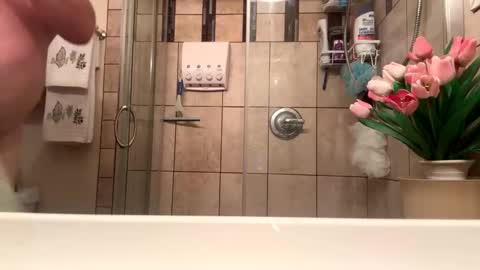 12sil online show from March 18, 1:03 pm