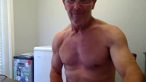 13glanmorfa online show from October 16, 8:21 pm