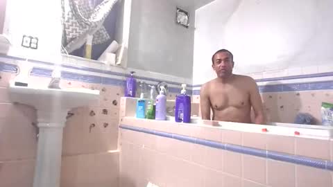 Snapshot of 1511russell chatting on February 3, 7:35 am 1511russell online show from February 3, 7:35 am