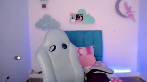 Alina online show from December 5, 2:31 am