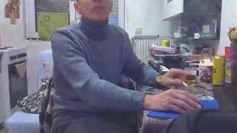 1973man online show from December 14, 7:18 pm