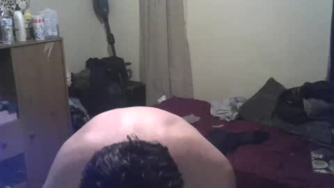 Snapshot of 19johnnyblunt91 chatting on May 19, 3:02 am 19johnnyblunt91 online show from May 19, 3:02 am