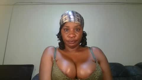 Snapshot of 1_sexylove chatting on October 18, 7:20 am 1_sexylove online show from October 18, 7:20 am