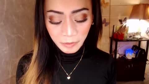 angel online show from November 3, 5:25 pm