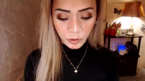 angel online show from November 11, 5:35 pm