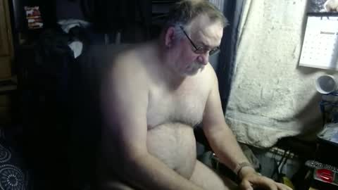 Snapshot of 1dusty60 chatting on December 20, 10:38 am 1dusty60 online show from December 20, 10:38 am