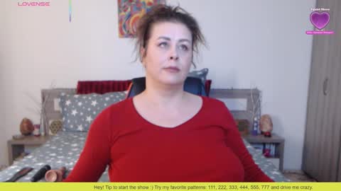 Felicity online show from November 11, 9:53 am