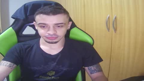 Snapshot of 1good_vibes1 chatting on February 13, 6:09 am 1good_vibes1 online show from February 13, 6:09 am