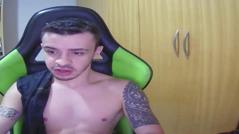 Snapshot of 1good_vibes1 chatting on February 27, 5:18 am 1good_vibes1 online show from February 27, 5:18 am