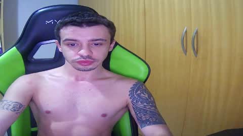 1good_vibes1 online show from April 9, 6:19 am