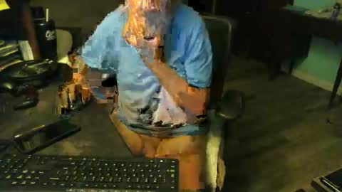 1handyanddee online show from October 11, 3:17 am