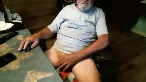 1handyanddee online show from April 13, 11:54 pm