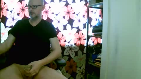1hotbaldguy online show from March 15, 8:48 pm