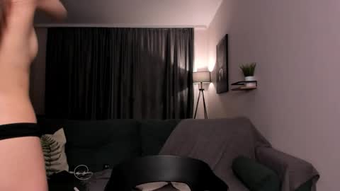 Snapshot of 1i1ypa1mer chatting on February 8, 6:55 pm Lily 3 online show from February 8, 6:55 pm