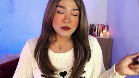 1lovelymess online show from April 1, 2:12 am