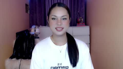 1miracle_tranny online show from June 26, 7:35 am