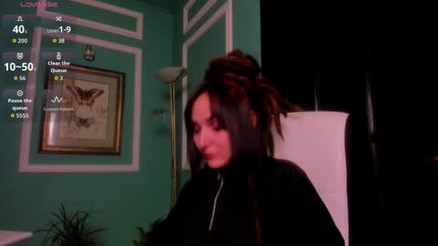 Moona  online show from December 17, 3:29 pm