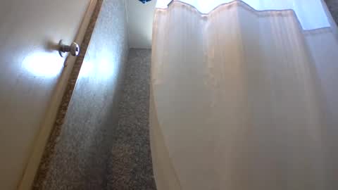 TheShyOne18 online show from May 10, 9:31 pm