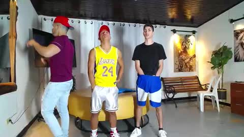 pushman online show from April 7, 11:43 am