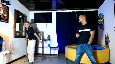 pushman online show from June 3, 11:46 am