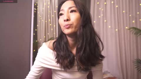 Snapshot of 1reisatumi chatting on December 16, 9:09 pm Rei online show from December 16, 9:09 pm