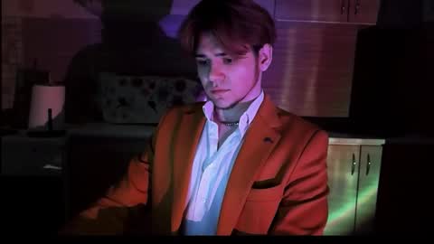 1roberttt online show from October 16, 12:00 am