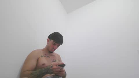 1sensual online show from December 22, 10:36 pm