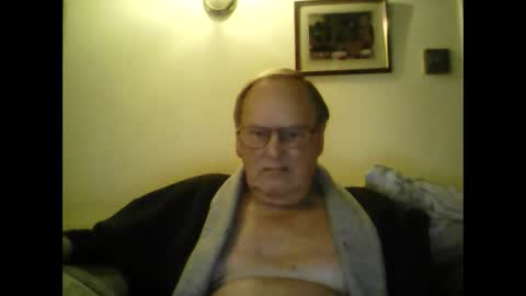 1shorty online show from January 6, 8:18 pm