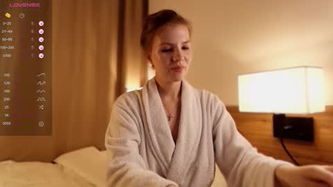 VICTORIA online show from November 16, 1:22 am