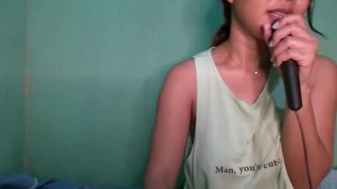 1smile4u online show from December 24, 10:33 am