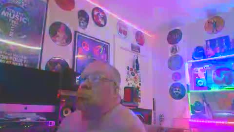 1tokeeptempo online show from October 12, 3:38 am