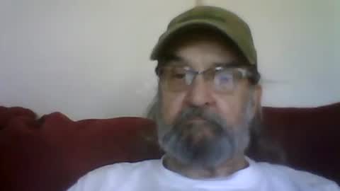 1valentine online show from May 18, 3:07 pm