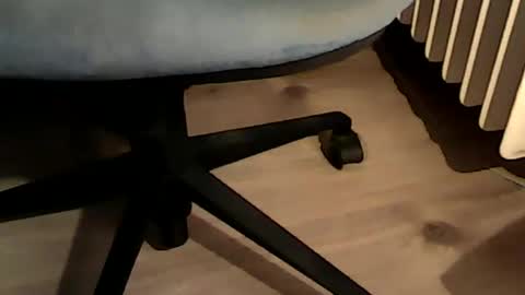 Snapshot of 1vaso chatting on December 6, 7:01 pm 1vaso online show from December 6, 7:01 pm