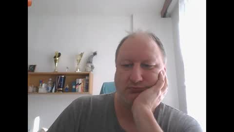 Snapshot of 1vaso chatting on February 19, 12:11 pm 1vaso online show from February 19, 12:11 pm