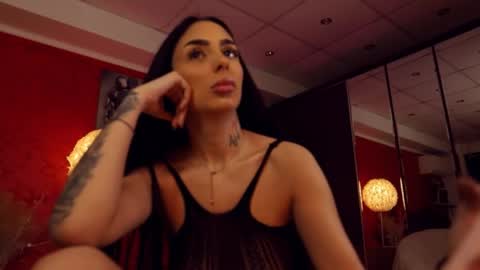 1vyanne online show from March 29, 4:23 am