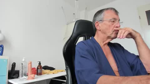 Henk online show from October 12, 11:09 am