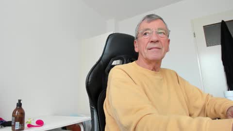 Henk online show from November 3, 12:06 pm